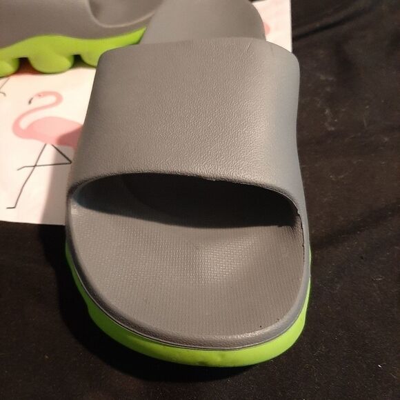NWT Unisex Slides Beach/Pool/Shower/Outdoor - Picture 3 of 7